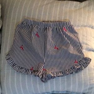 Seersucker ruffle shorts with lobster appliqué